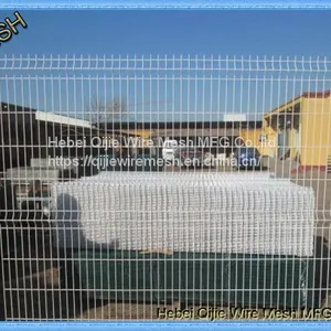 3D PVC Coated Green Security Steel Fence , 5.0mm Wire Mesh Fence Panels thumbnail-1