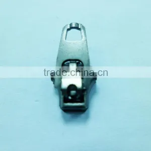 3# Plated Black Nickel Teeth Brass Zipper Plated Black Nickel 45YG Brass Zipper Slider Jeans Zipper Slider thumbnail-1
