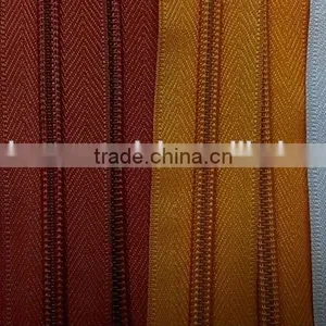 Best Quality Wholesale Colorful Nylon Zipper Cheap Price YKK thumbnail-2