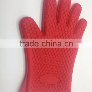 2016 Silicone Cooking Gloves - Heat Resistant Oven Mitt for Grilling, BBQ, Kitchen thumbnail-1