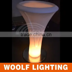 Fashionable Look Nightclub Graceful LED Glowing Bar Round Cocktail Table thumbnail-3