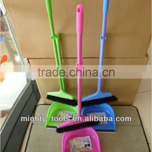 Broom and Dustpan Set thumbnail-1