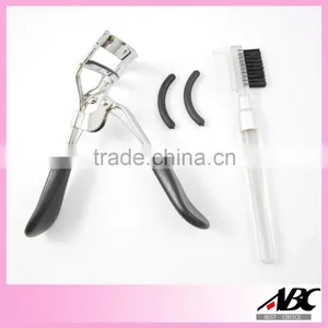 Wholesale Mini Eyelash Curler With Soft Handle thumbnail-5