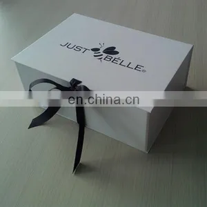 Large Size Folding White Cardboard Boxes Flat Pack With Logo Black Stamping Ribbon Closure For Handbag Luxury Packing thumbnail-3