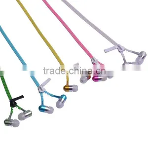 2016 Hot Selling In-ear Glowing Metal Earphone for Smart Phone thumbnail-4