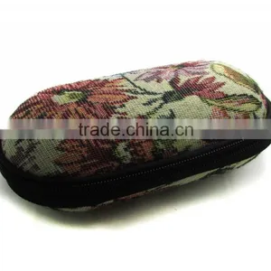 Sunglasses Case With a Mirror thumbnail-1
