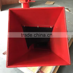 Small Tractor 3 Point PTO Wood Chipper BX42 thumbnail-3