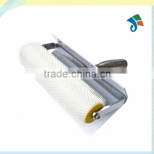 Aluminium Handle Epoxy Flooring Spike Roller thumbnail-1