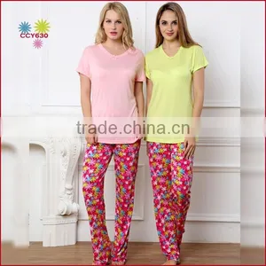 Latest Summer Styled 100%viscose Soft Fabric Pajamas Printed Designs Plus Size Women Pyjamas Set thumbnail-1
