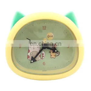 2016 Hot Sale Customized Animal Shape Table Clock thumbnail-5