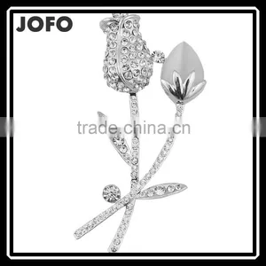 Personalized Flower Design Metal Gold Lapel Pin For Sales thumbnail-1