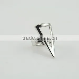 Simple Silver Metal Zinc Alloy Design Rings Jewelry With Triangle Shape thumbnail-2