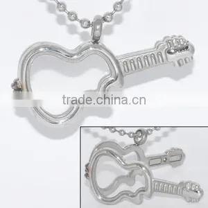 Floating Locket Pendant thumbnail-5