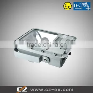 High Quality Metal Hilade And High Pressure Sodium Flood Light Fitting thumbnail-3