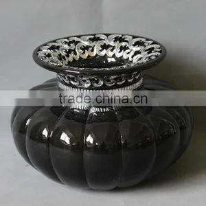 Made in China Antique Black Decorative Vase,13.8"x13.8"X9". thumbnail-1