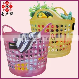 Portalble Plastic Basket for Clothing Storage thumbnail-1