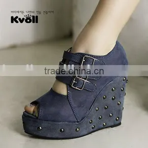 Fashion Sandals thumbnail-1