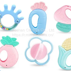 Waggles Ring / Handbell Rattle Toy thumbnail-4