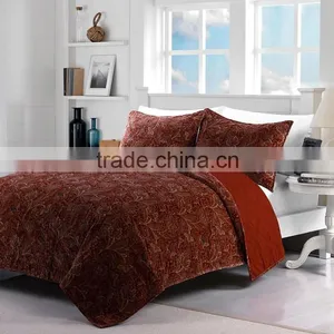 Velvet Quolt With Diamond Quilting thumbnail-1