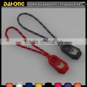 Hot Sale Wheeled Bag Reversible Zipper Puller thumbnail-1