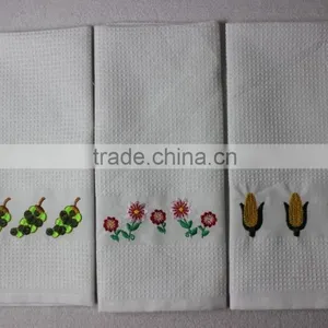 Top Quality Cotton Waffle Weave White Embroidery Kitchen Towels thumbnail-3
