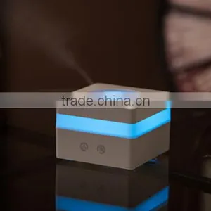 Electrical Portable USB Aroma Diffuser Air Purifier With Colorful Changeable Night Light thumbnail-2
