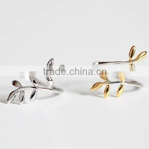 925 Sterling Silver Ring Edition Fresh Electroplating Gold Leaves Open Ring Wholesale thumbnail-2
