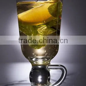 Handle and Stem Wine Glass thumbnail-2