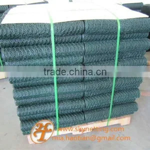 Galvanized Wire Woven Hexagonal Mesh Chicken Fencing thumbnail-3