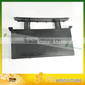 Bee Keeping Tools Plastic Bee Feeder; 4KG Bee Feeder ; Plastic Bee Feeder thumbnail-1