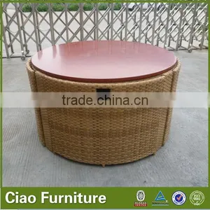 Round Clear Glass on Top Rattan Table Set thumbnail-4