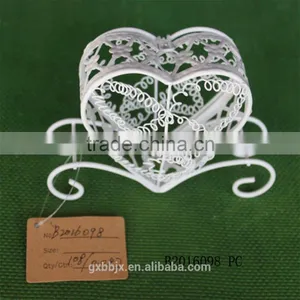 Decorative Heart Shape Wedding Gift Packaging thumbnail-1