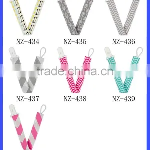 Long Print Cotton Fabric White Plastic Plush Pacifier Holder for Baby thumbnail-6