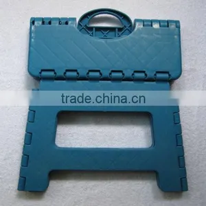 Round Handle Plastic Folding Step Stool thumbnail-4