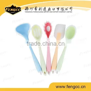 High Quality Long Handle Silicone Cookie Spatula / Silicone Brush for Bread and Cream thumbnail-3