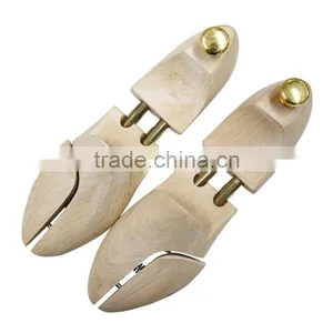 Adjustable Type Shoe Tree in Beech Wood With Double Golden Color Tube and Cap thumbnail-4