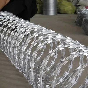304 Stainless Steel Galvanized Barbed Wire (BTO-22, CBT-65) Razor Barbed Wire thumbnail-3