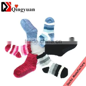 Adults Age Group and Knitted Technics Microfiber Socks Fuzzy Socks thumbnail-1