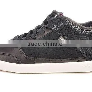 China Made Shoe Cover Punching Machine for Sheets thumbnail-1