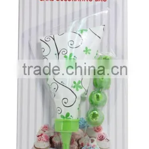 6 Piece Cupcake Decorating Set - Tips & Piping Bags Cake Decorating Piping Bag thumbnail-1