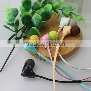 Colorful Earphones ,Flat Cable Earphone.Earphones China Wholesale thumbnail-4