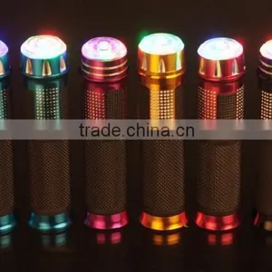 SCL-2014120013 High Quality Motorcycle Handle Grip With LED Muti-color Light thumbnail-5
