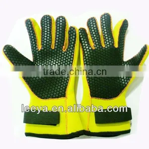 Football Net Gloves Soft CR Dive Gloves Diving Accessories thumbnail-1