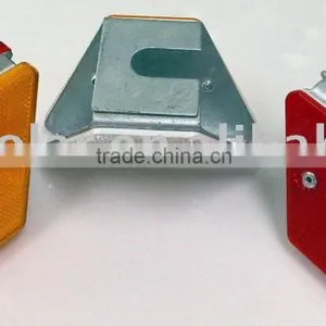 High Visibility Reflective Delineator/guardrail Reflector thumbnail-1