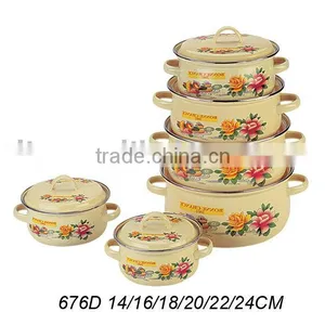 ENAMELWARE CASSEROLE thumbnail-1