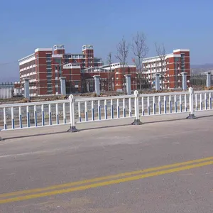 Temporary Guardrail For Separation Man Vehic Steel Road Guardrail thumbnail-4