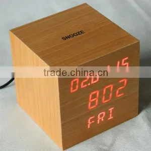 Digital LED Wood Table Clock With Calendar With CE thumbnail-2
