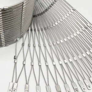 Stainless Steel Animal Barrier Netting 304 2.0mm Wire Welded Mesh 50x100mm Panel thumbnail-5