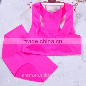 Sports Bra Seamless Bra With Pushed up Padded Cup Custom Made Breathable Sports Bra/ Women Gym Bra/ Fitness Bra thumbnail-1