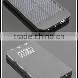 High Quality Mobile Accessories Portable Black Solar Battery Bank 2600mAh Battery For IPhone/Samsung/Digital Camera/ PC/MP3 thumbnail-1
